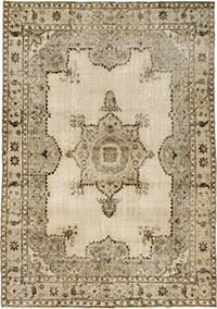 Vintage Hand-Knotted Oriental Rug - 7' 7" x 10' 7" (91" x 127")
