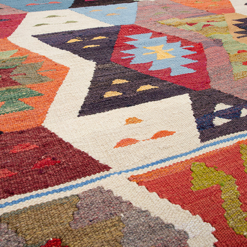 Yeni Kök Boya El Dokuma Kilim - K0094550